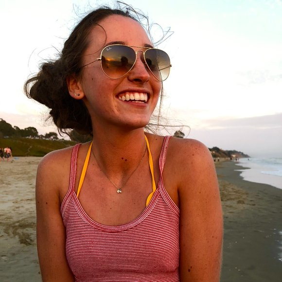 Meet your Posher, Allie - Picture 1 of 1